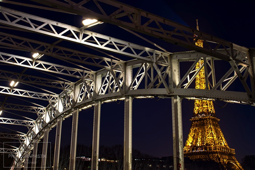 2017 - Tour Eiffel et passerelle Debilly
24MM_F8_6S 2017 - Tour Eiffel et passerelle Debilly
24MM_F8_6S
